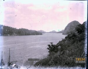 Construção da ferrovia na direção de Vitória – ES