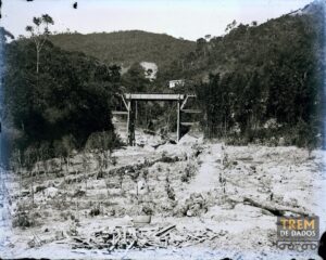 Construção e fundação do pontilhão em Iriritimirim, Alfredo Chaves – ES