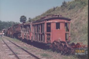 Trem da E. F. Corcovado antes da restauração em Campinas – SP