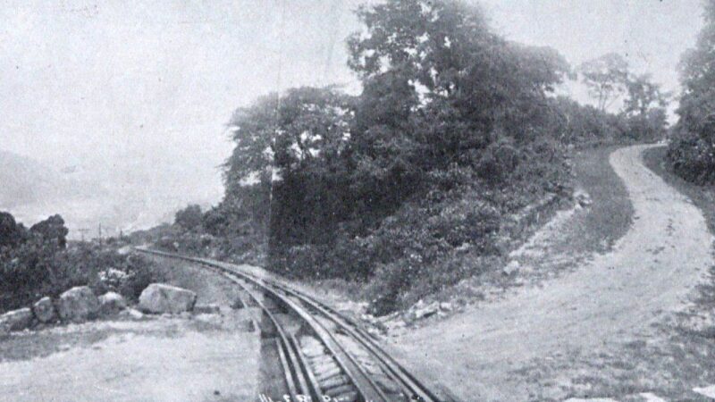 Passagem em Nível na Serra da Estrela (1926)