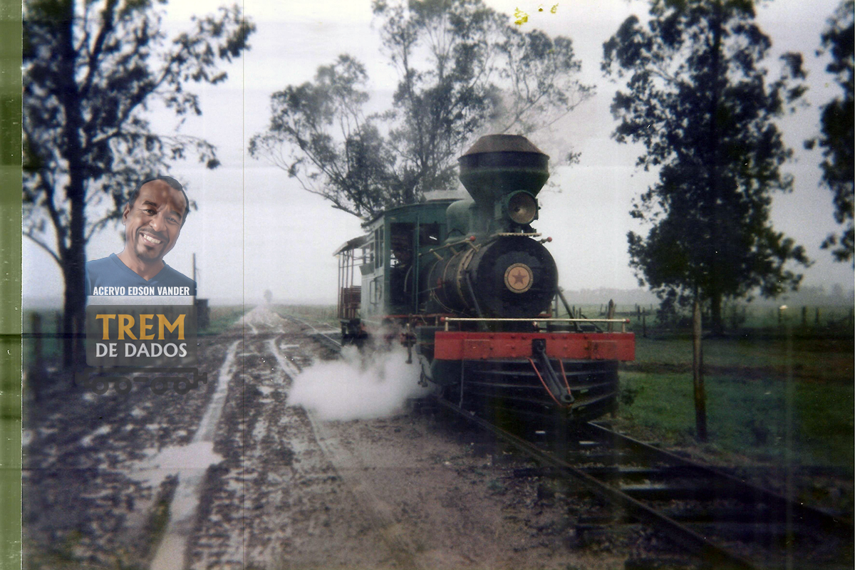 Locomotiva a vapor da Estrada de Ferro Mato Alto