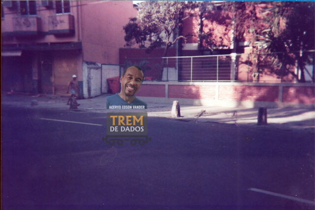 Linha de Bonde de Transporte de Lixo no Leblon