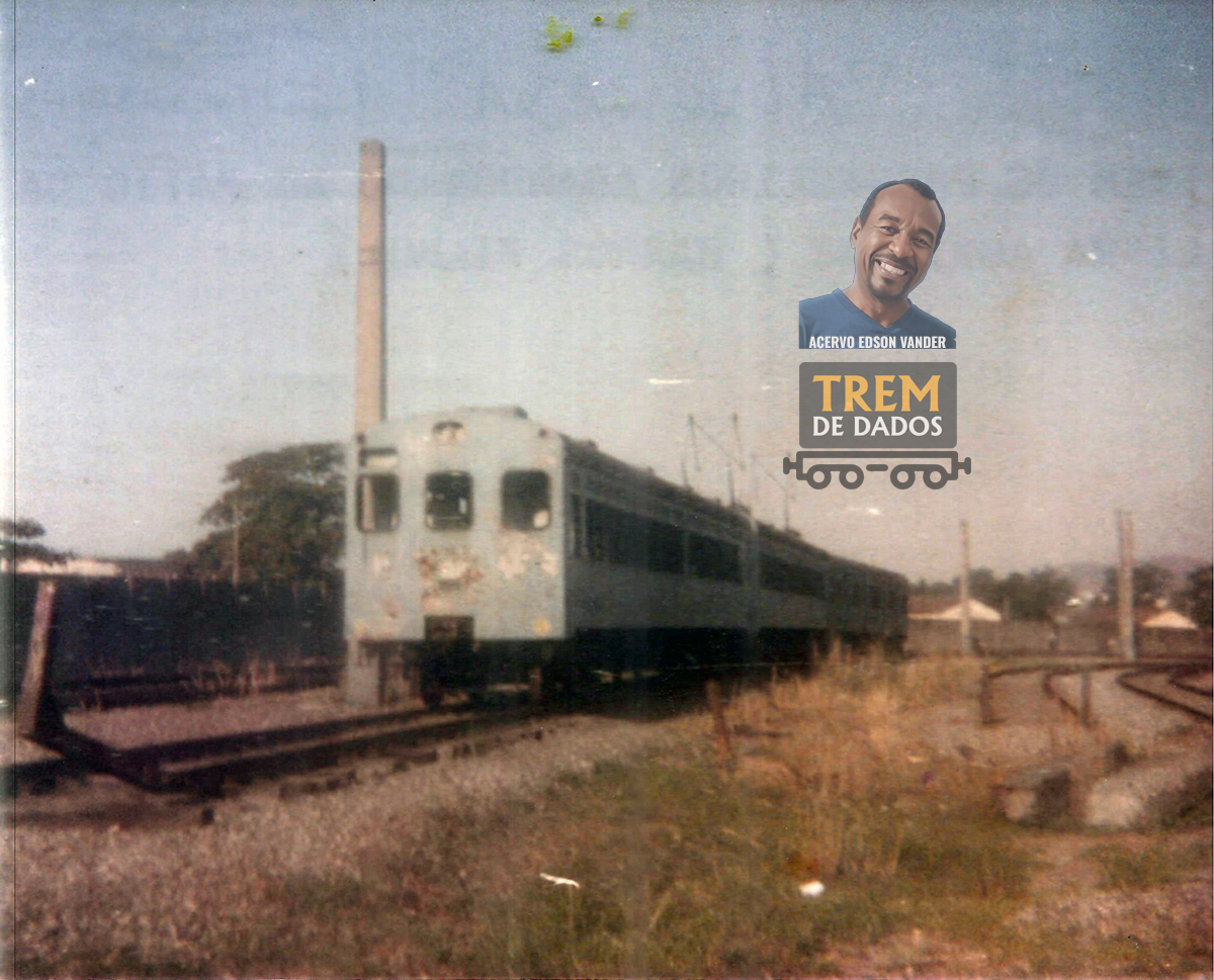 Trem Alvorada abandonado em Barros Filho