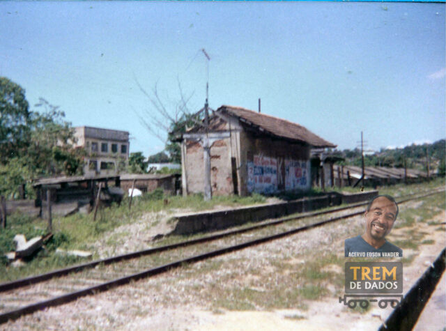 Ruínas da Estação Éden, antiga Itinga