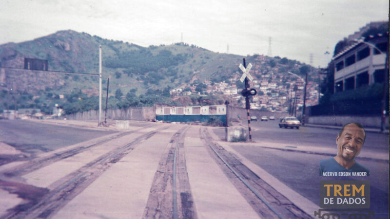 Cruzamento em Nível da Linha 2 do Metrô (Engenho da Rainha)