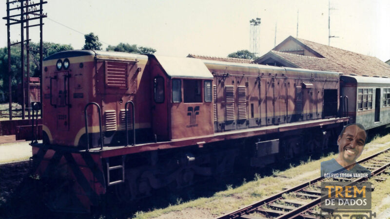 Trem da Flumitrens em Visconde de Itaboraí