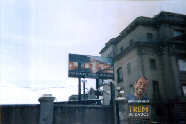 Outdoor do Trem de Prata em Barão de Mauá