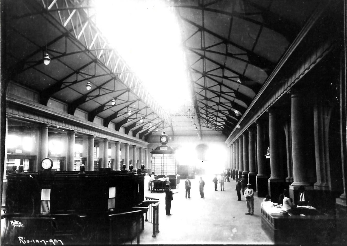 Vista interna da Estação Barão de Mauá