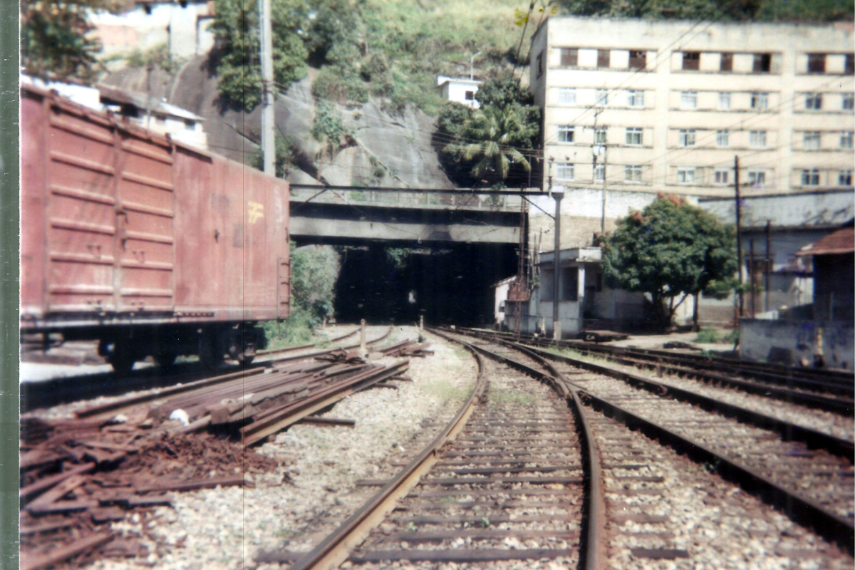 Pátio e Túnel da Estação Marítima