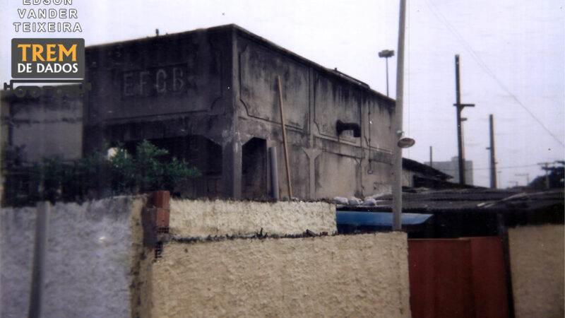 Caixa d’água em Belford Roxo (1999)