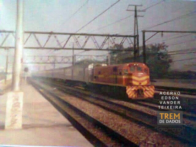 Trem de Aço (Noturno RJ x SP) em Lauro Müller (1987)