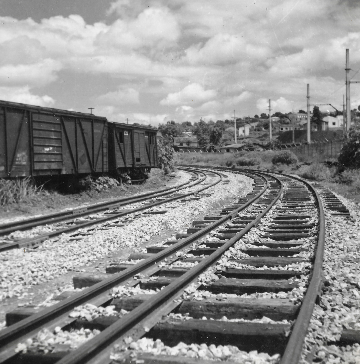 Bitola mista da EF Central do Brasil em Monte Azul – MG