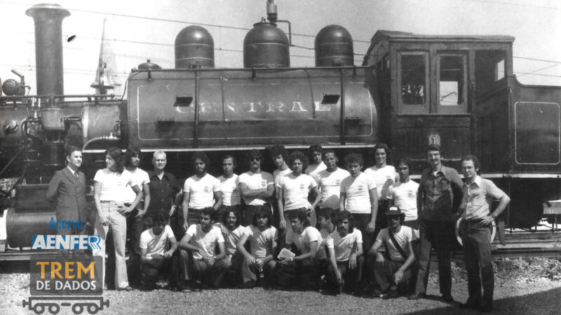 Visita de estudantes às oficinas do Engenho de Dentro (1970)