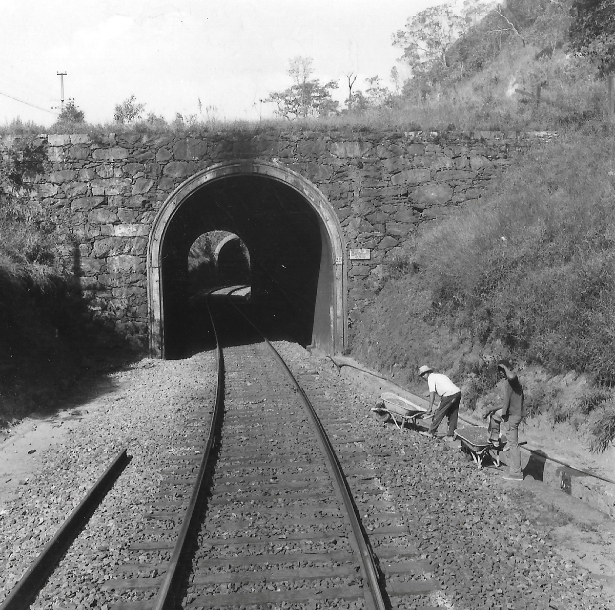 Túnel Ferroviário em Minas Gerais