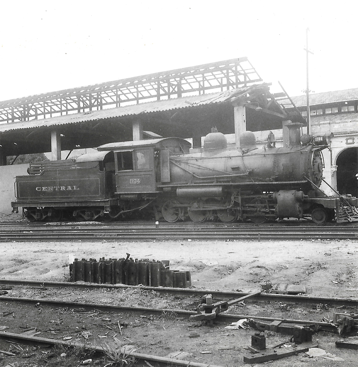 Locomotiva nas Oficinas do Engenho de Dentro (1972)