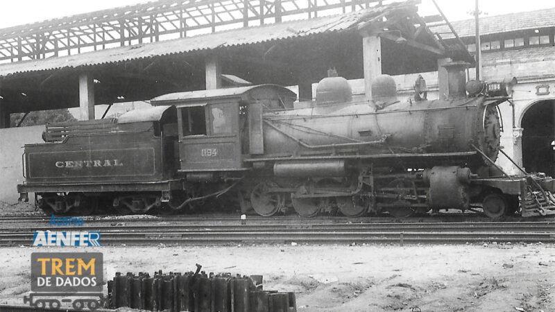 Locomotiva nas Oficinas do Engenho de Dentro (1972)